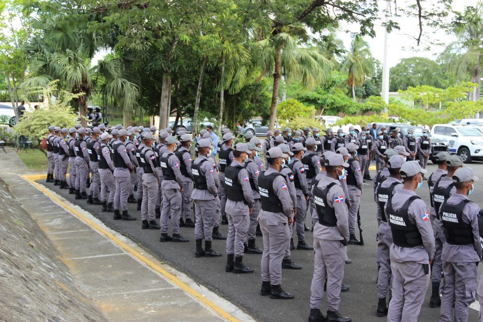 Aumento salarial: Policías duplican su sueldo durante la actual gestión del presidente Luis Abinader